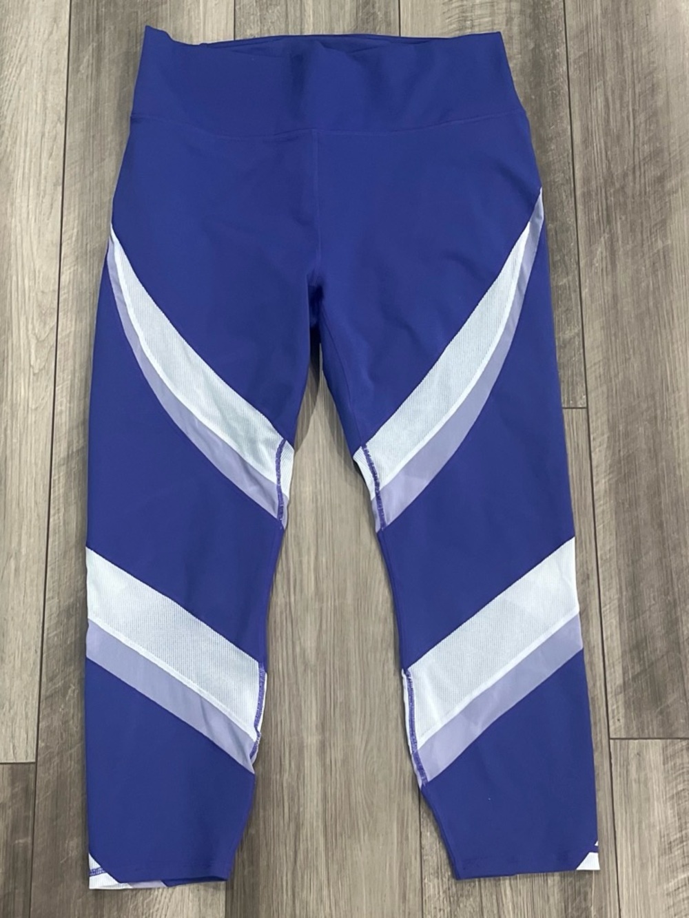Fabletics High-Waisted Mesh Powerhold 7/8 Leggings
